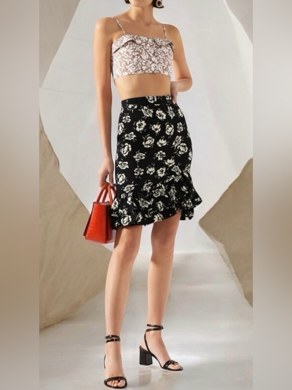 Polo Ralph Lauren Floral Black and Cream ruffle skirt size 4, Spring, Summer